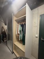 Garderobenschrank H222/T180/B67cm in  guter Zustand