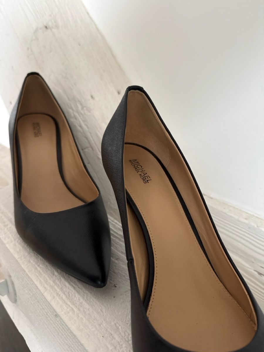 Michael Kors Scarpe da donna: Schwarze Michael Kors Pumps, Grösse 42 – Usato da Andhausen venduto da Ste_senn 3