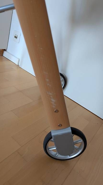 Ausili per la deambulazione: Indoor- / Wohnraum-Rollator Let's Go – Usato da Bremgarten b. Bern venduto da Flintli 4
