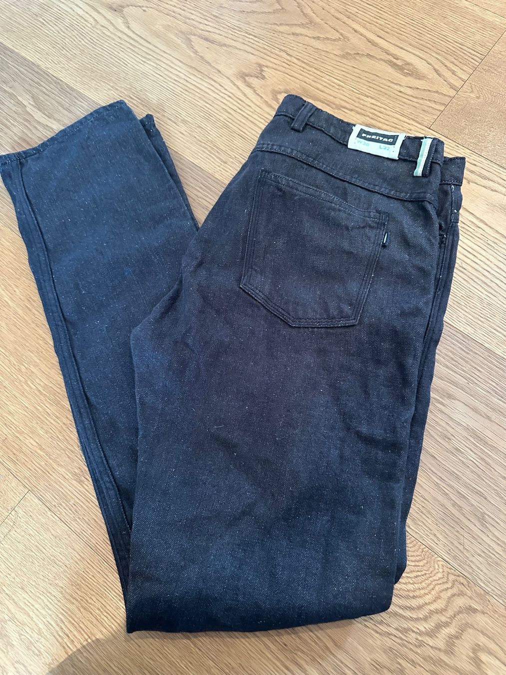 Freitag Pantaloni: Freitag Workwear Jeans 81%Leinen/19%Hanf – Usato da Basel venduto da olo..ir