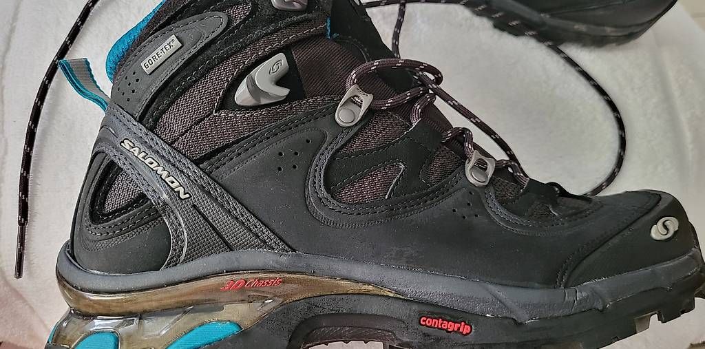 Scarpe da donna: Salomen GORE-TEX Wanderschuhe – Usato da Zizers venduto da Roosi1 1