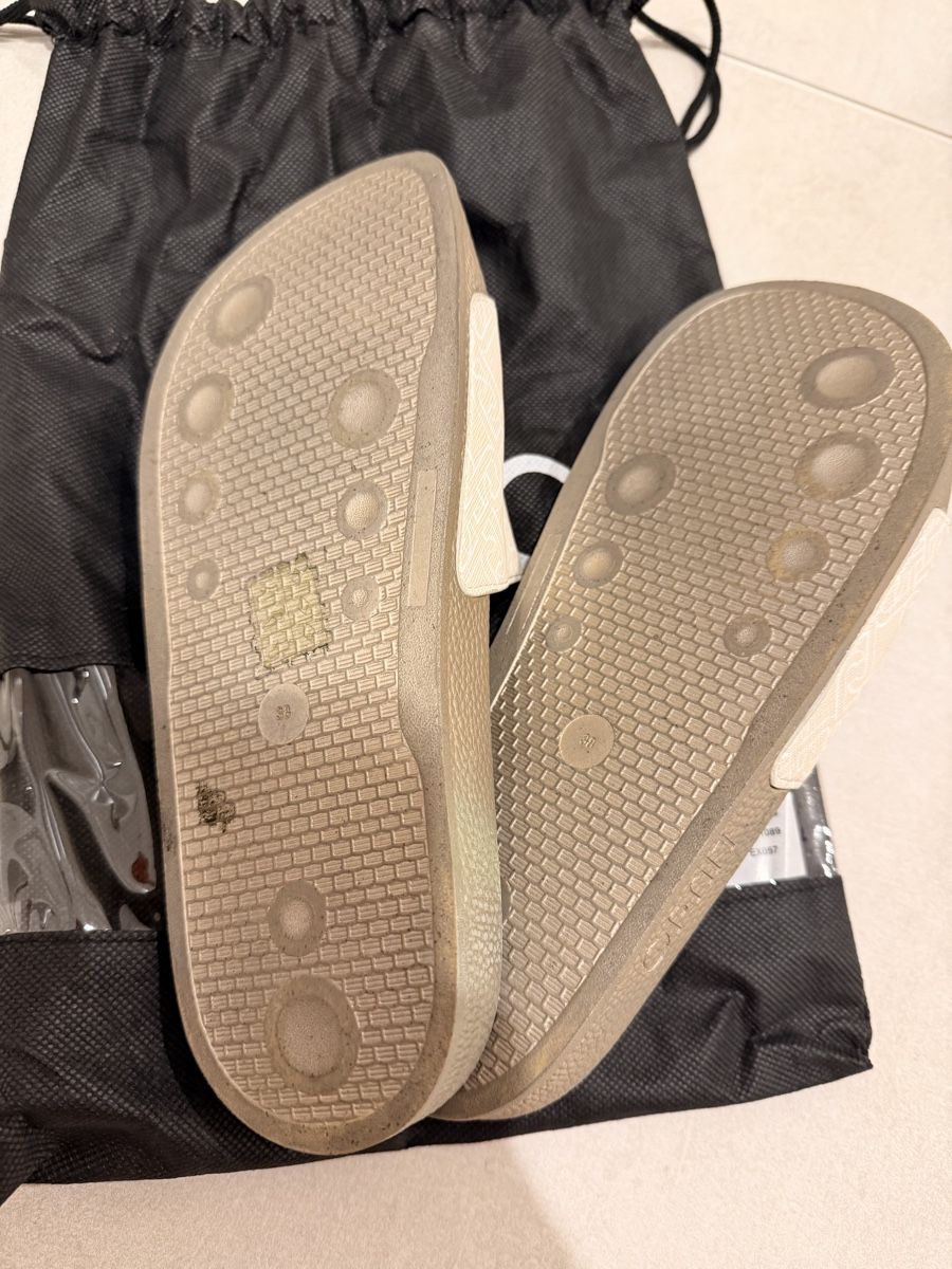 Liu Jo Scarpe da donna: Liu Jo Slippers – Usato da Niederwangen BE venduto da Bluelike 2