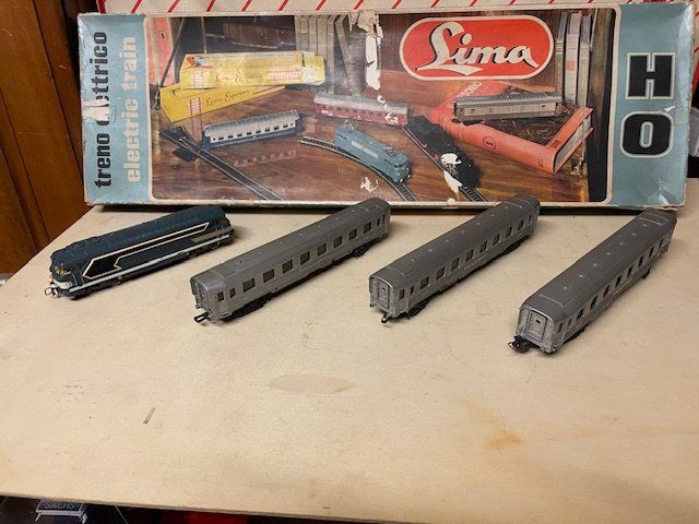 Lima Modelleisenbahnen: Startset Lima Spur H0 – Gebraucht aus Rudolfstetten von Rrst1968 1