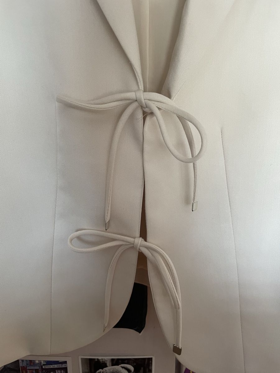 H&M Anzüge & Kostüme: Weisser Blazer zum Binden – Neu und originalverpackt aus Turgi von eiiinalem 2