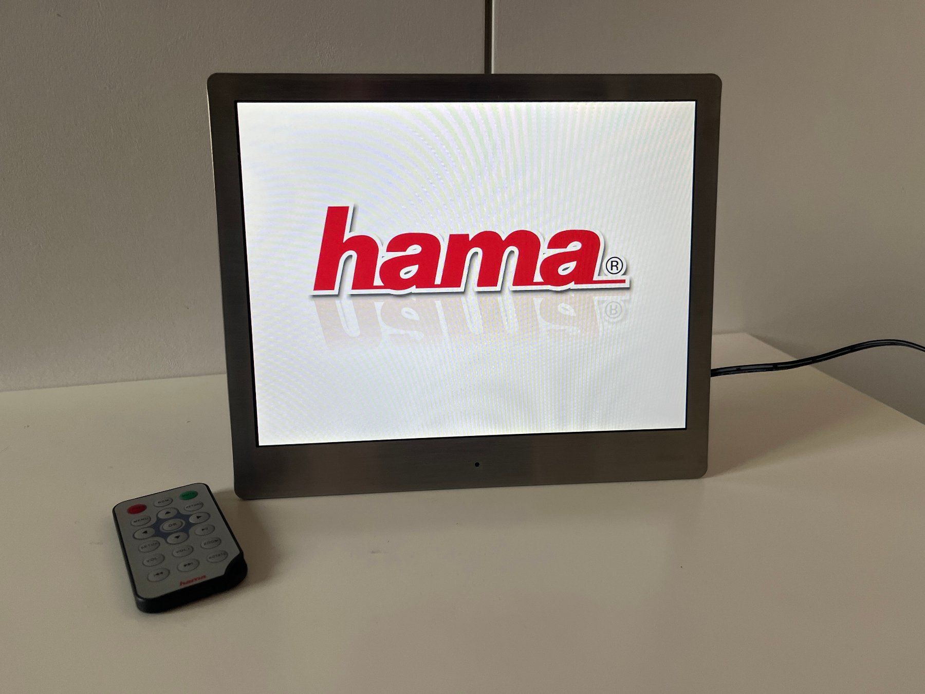 Hama Cornici: Digitaler Bilderrahmen Fotorahmen – Usato da Unterkulm venduto da Fabulirius
