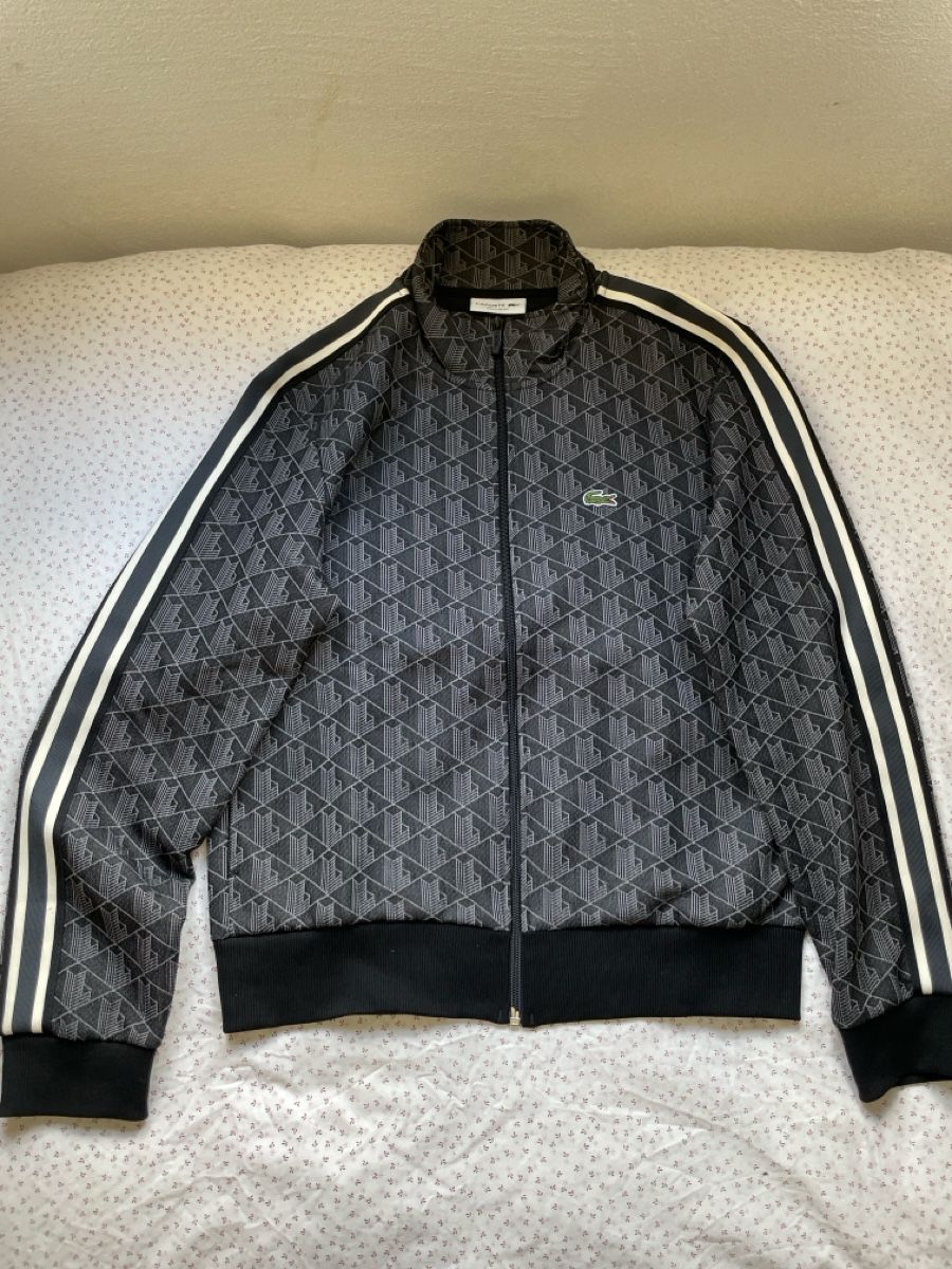 Lacoste Kleiderpakete: Lacoste Tracksuit Set Geometric Pattern Black Size M – Neu (gemäss Beschreibung) aus Davos Frauenkirch von edu_72jr