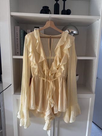 Jumpsuit kurz mit Rüschen Zara H&M y2k yellow butter 