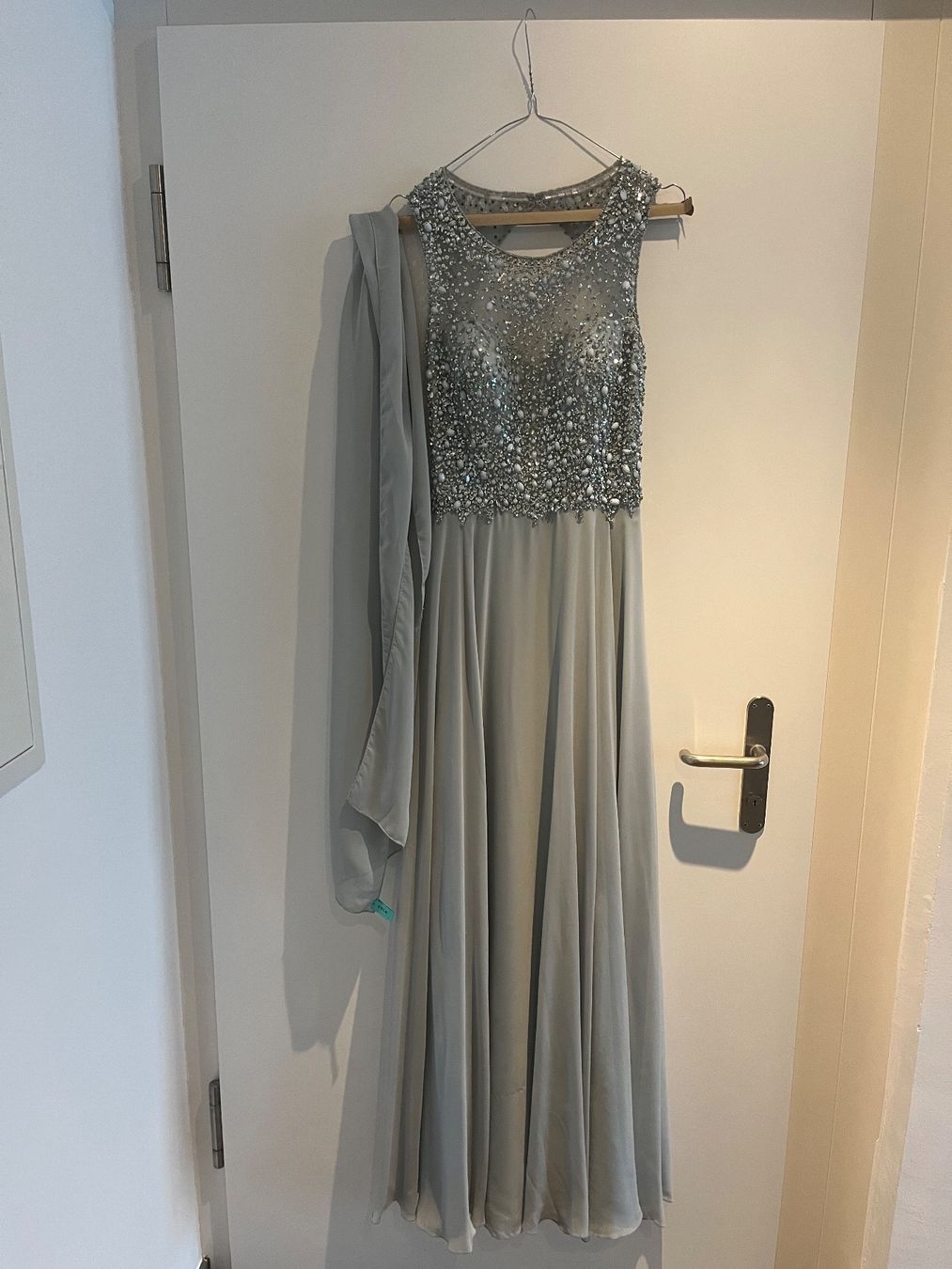 Vestiti: Abendkleid von Unique (Mint) Grösse 38 – Usato da Birmenstorf AG venduto da Beni123456789