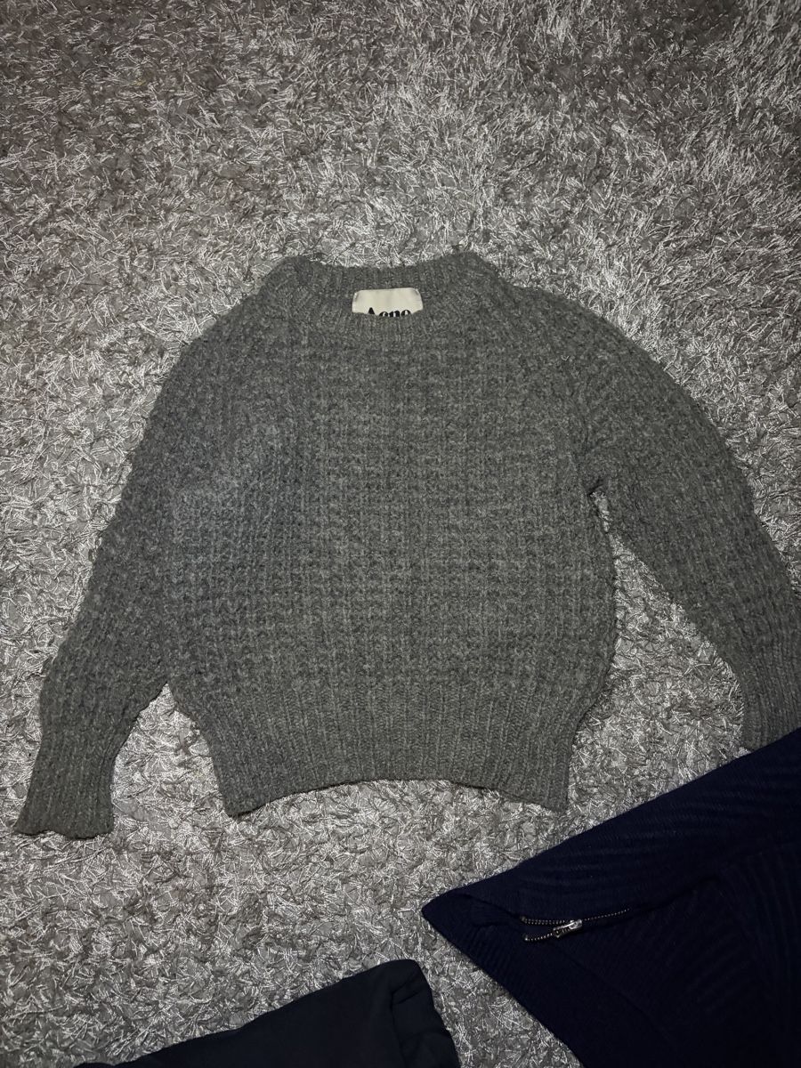 Acne Studios Maglioni & Felpe: 3 Acne Studios Children's Sweaters Size 3/4 – Nuovo (secondo la descrizione) da Brislach venduto da edu_t6pq 4