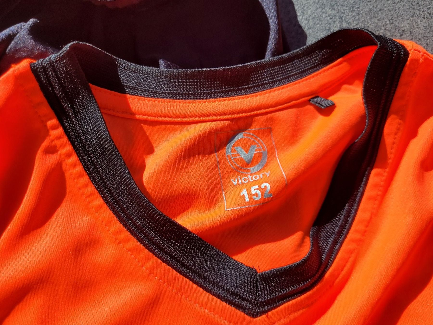 Lotti di vestiti: VICTORY/GYMNASTICS Trainer / Turndress Gr.152 – Usato da Oetwil am See venduto da swisspeak 2