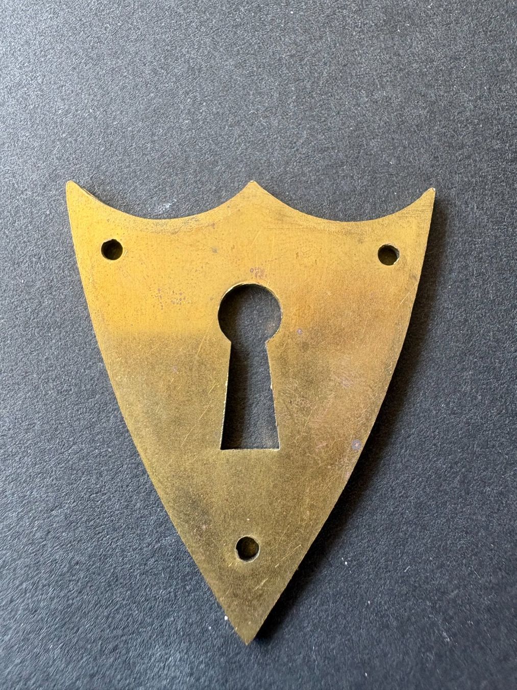 Quincaillerie: ANTIKE SCHLÜSSELROSETTE – D'occasion à Ostermundigen par wini63 1
