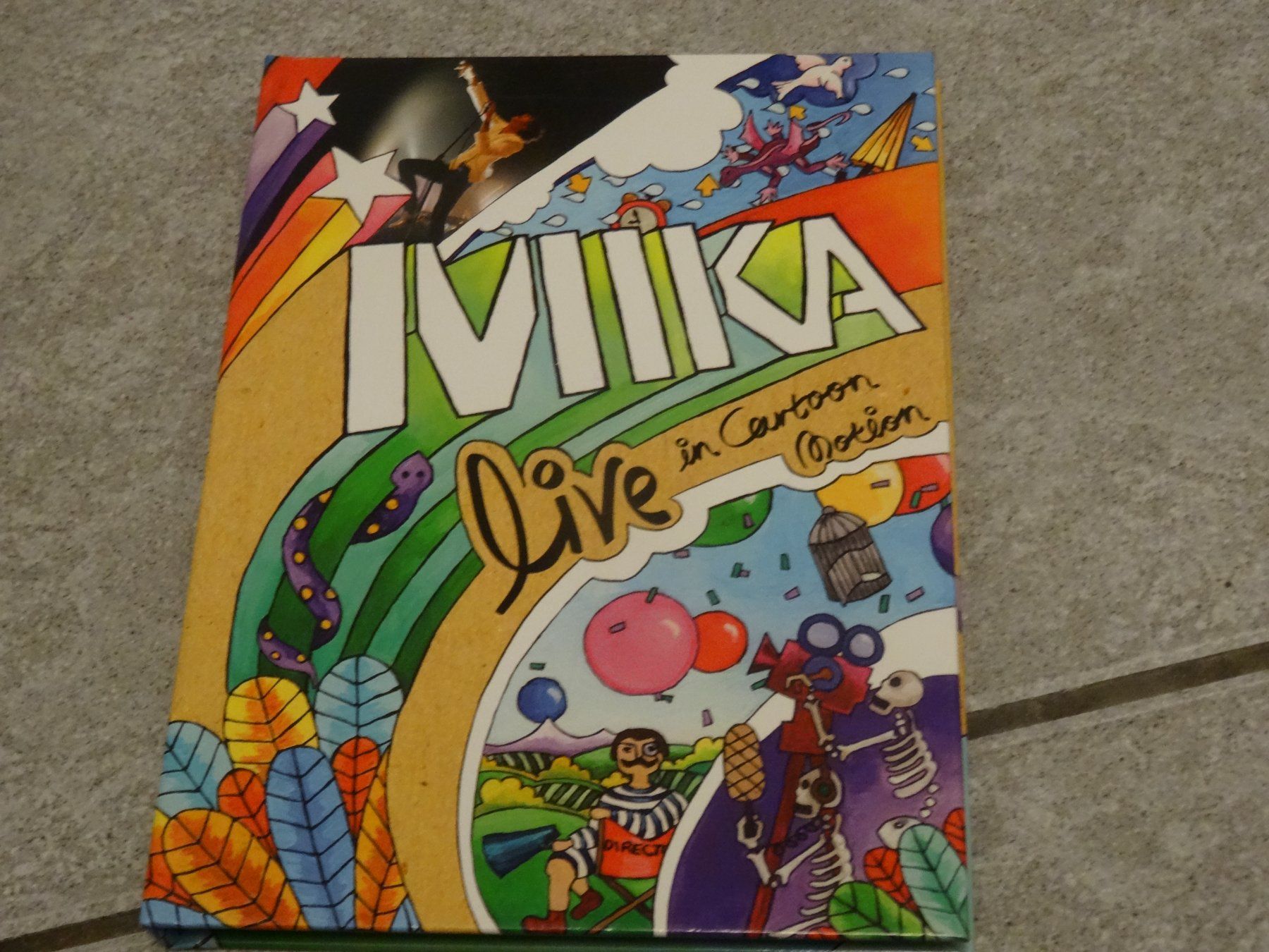 Tutti i DVDs: Mika - Live in Cartoon Motion DVD – Usato da Olten venduto da Disc-Verkauf