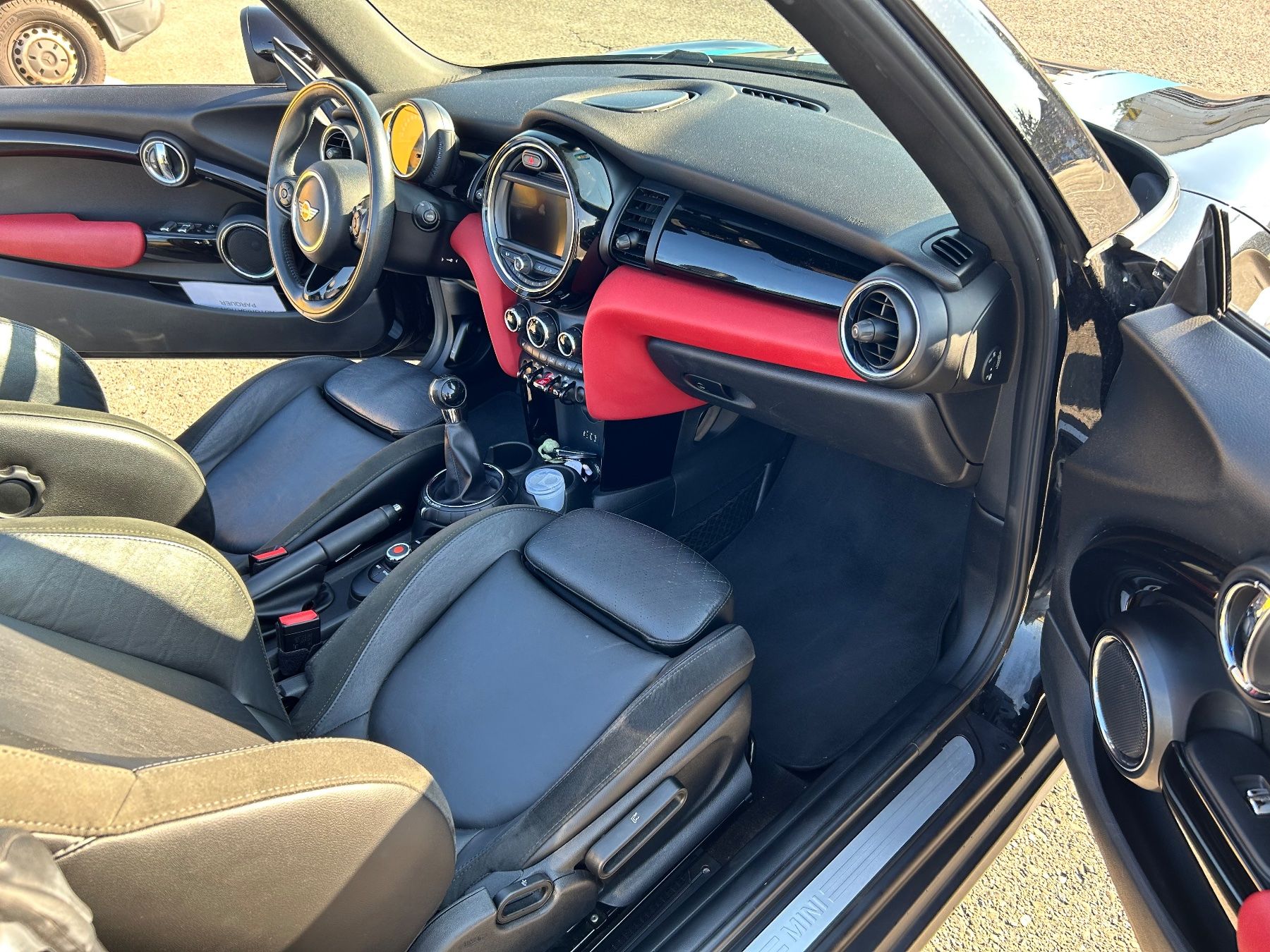 Mini Autos: Mini Cooper Cabriolet 1.5 – Gebraucht aus Payerne von chr_m9r2 4
