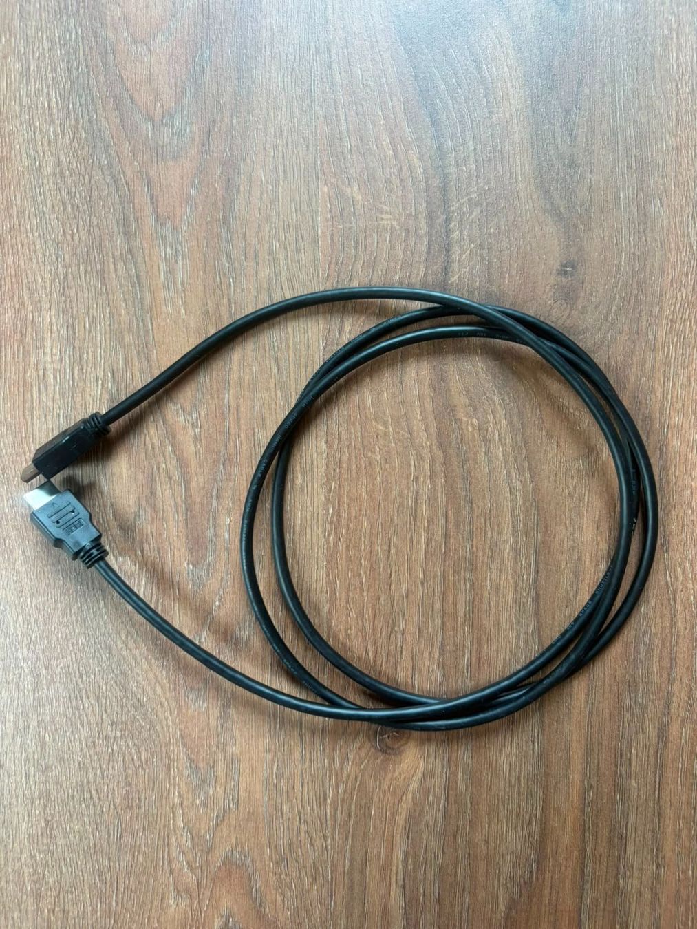 Cavi: Câble HDMI 180cm – Nuovo (secondo la descrizione) da Môtiers NE venduto da ElGreco3099