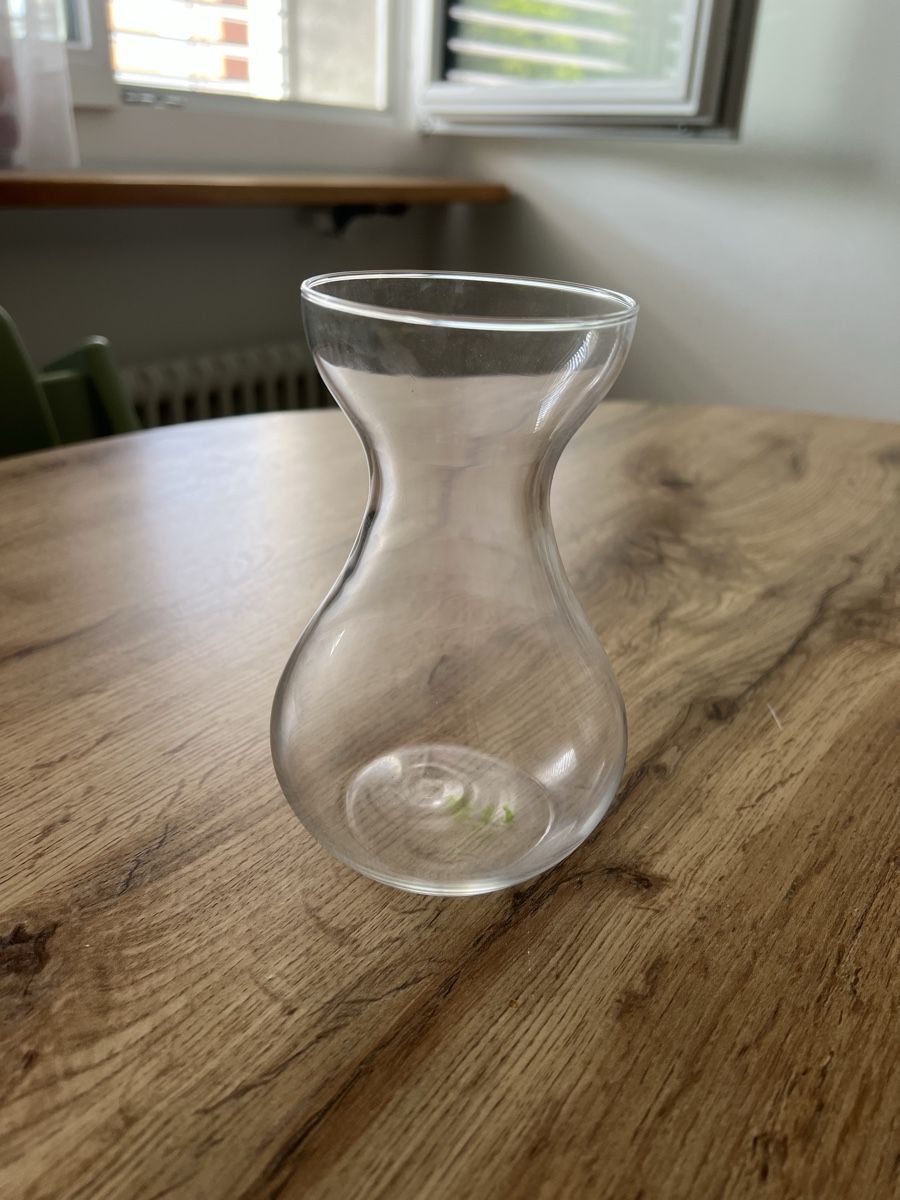 Vasen & Gefässe: Glasvase ca. 15 cm Hoch – Gebraucht aus Kloten von tyrael93