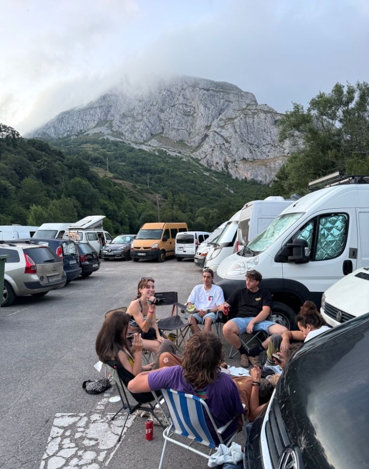 Renault Camping Fahrzeuge: Vibes Camper – Gebraucht aus Horw von owe_g7kr 2