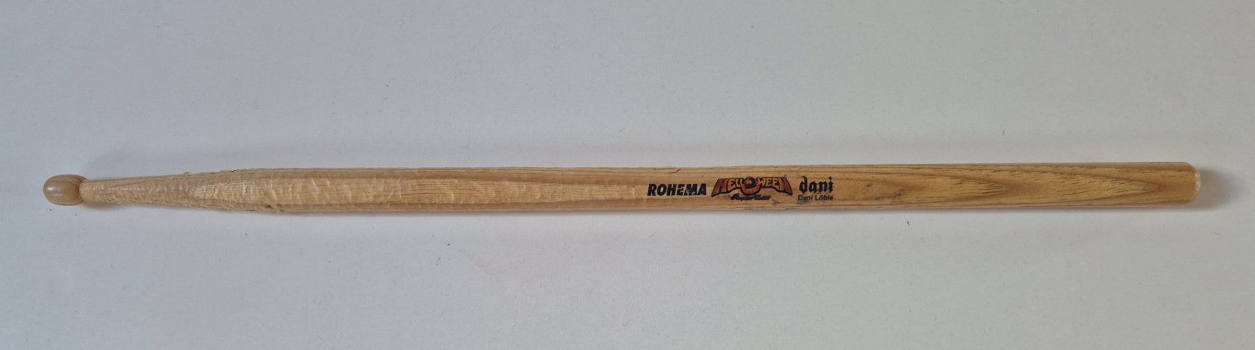 Strumenti musicali: Gespielter Drumstick Helloween / Dani Löble – Usato da Bänk (Dägerlen) venduto da Tinu24