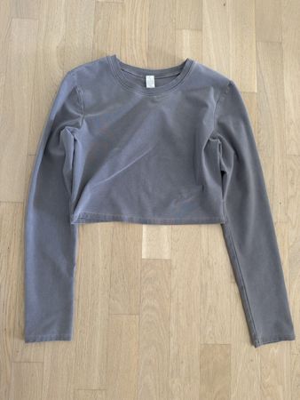 Alo Yoga Cropped Longsleeve Grau – Grösse M