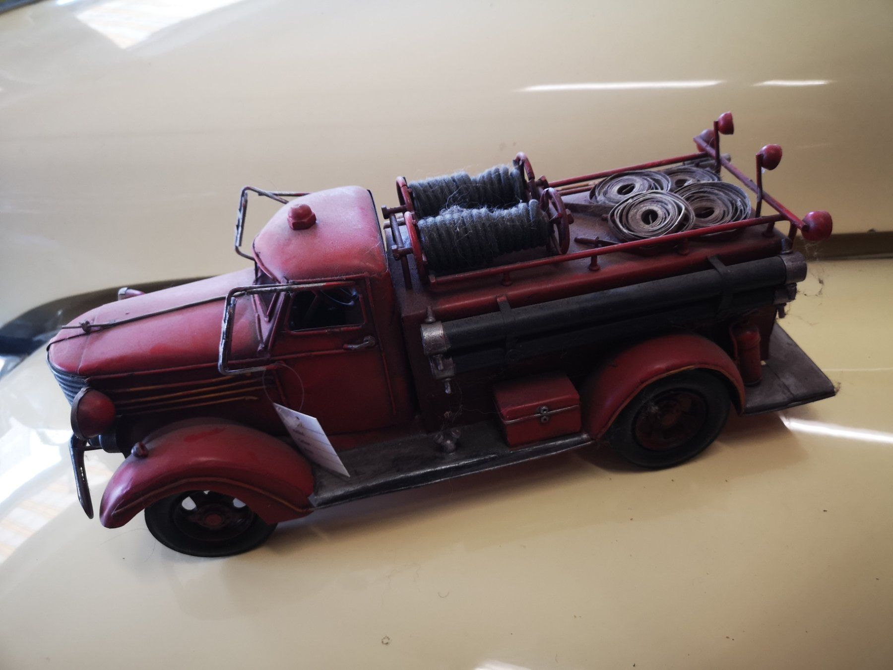 Modellbausätze & Standmodelle: Feuerwehrauto – Neu und originalverpackt aus Möhlin von Highwaytom 2