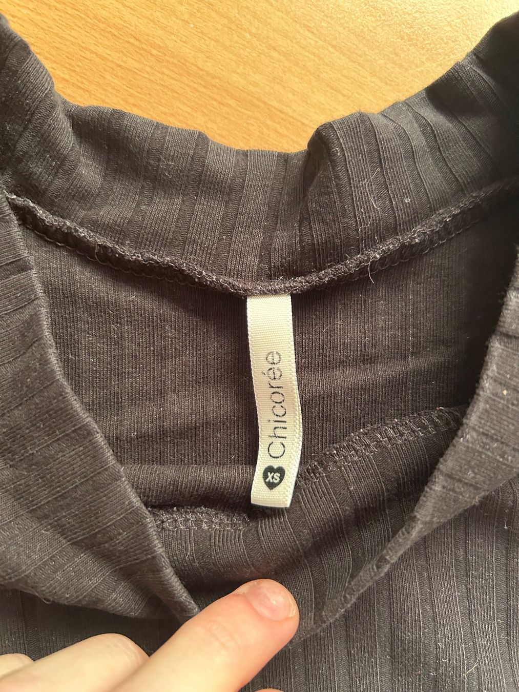T-shirt: Oberteile Gr. XS, Halbarm – Usato da Hallwil venduto da Zoeizy 3
