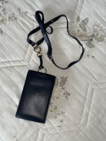 ✨Black phone case with adjustable strap/belt ✨