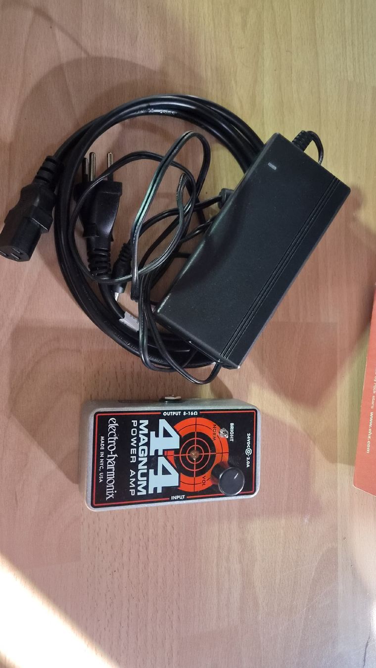 Electro-Harmonix Amplificateurs: Magnum 44 Power Amplifier  – Neuf (Voir description) à Rebeuvelier par srh_y6vq 1