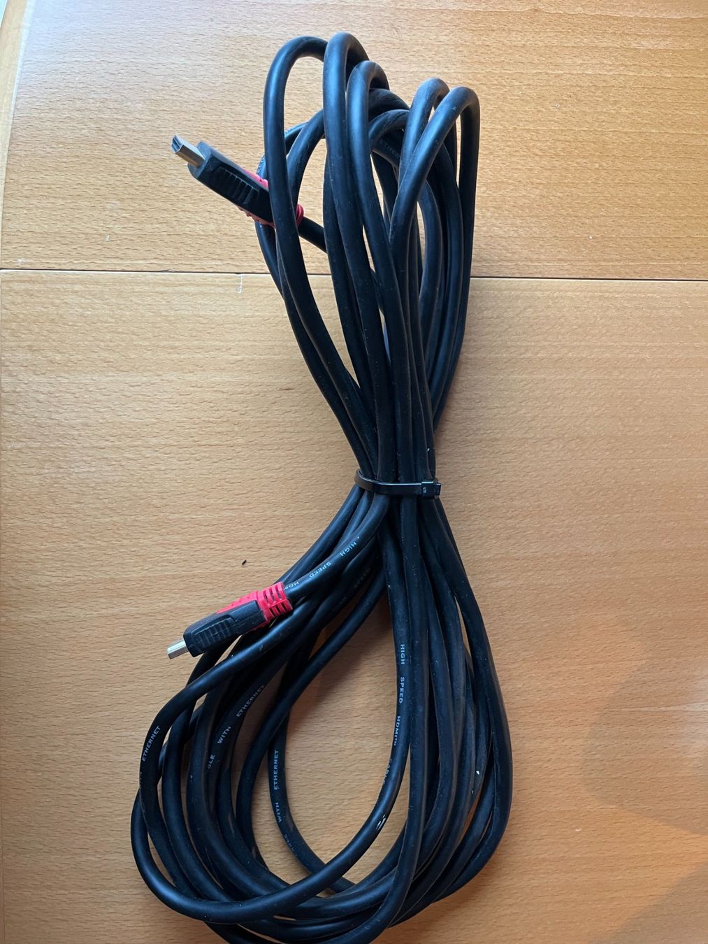 Hama Cavi: High Speed HDMI Kabel mit Ethernet ca 5m – Usato da Abtwil SG venduto da VincentVegas1