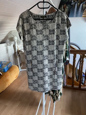 Robe sans manche taille 38
