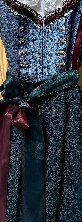 Vestiti: Krüger - Dirndl Gr. 34 - wunderschön mit Jacke – Usato da Wil SG venduto da Ancillasutter