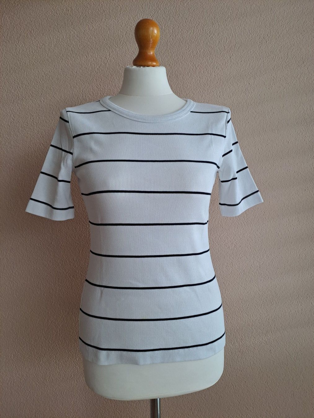 H&M T-shirt: Ripp-Shirt weiss-gestreift H&M M – Usato da Volketswil venduto da ronbons