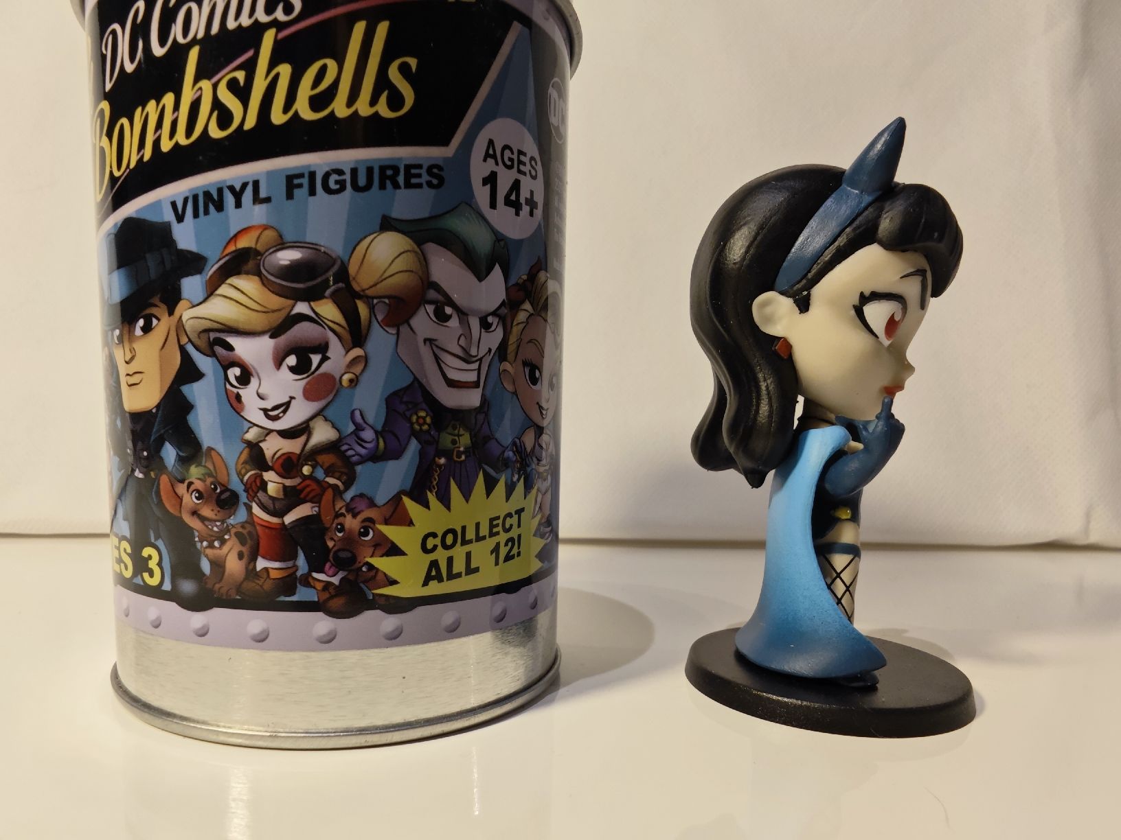 Statuette: DC Comics Lil Bombshells Raven Figure Series 3 – Usato da Bellinzona venduto da suissepro 3