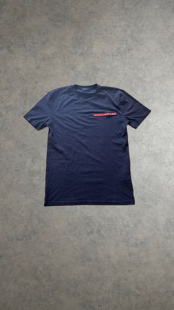 Prada T-Shirt schwarz Logo-Patch guter Zustand