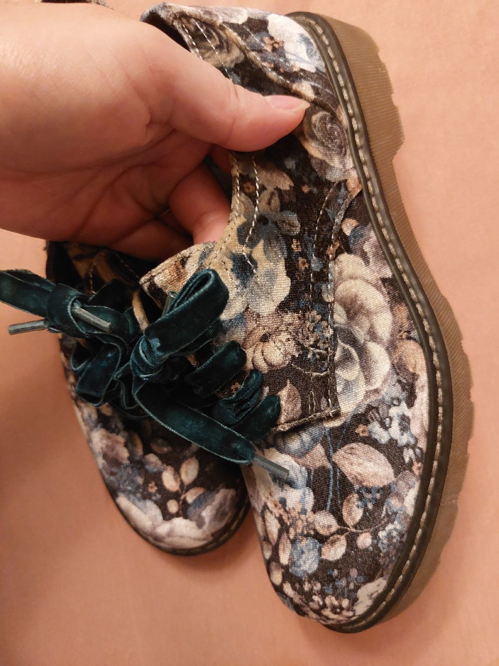 Graceland Scarpe da donna: Halbschuhe Graceland Velvet Blumenmuster – Nuovo (secondo la descrizione) da Gwatt (Thun) venduto da B.D.999 2