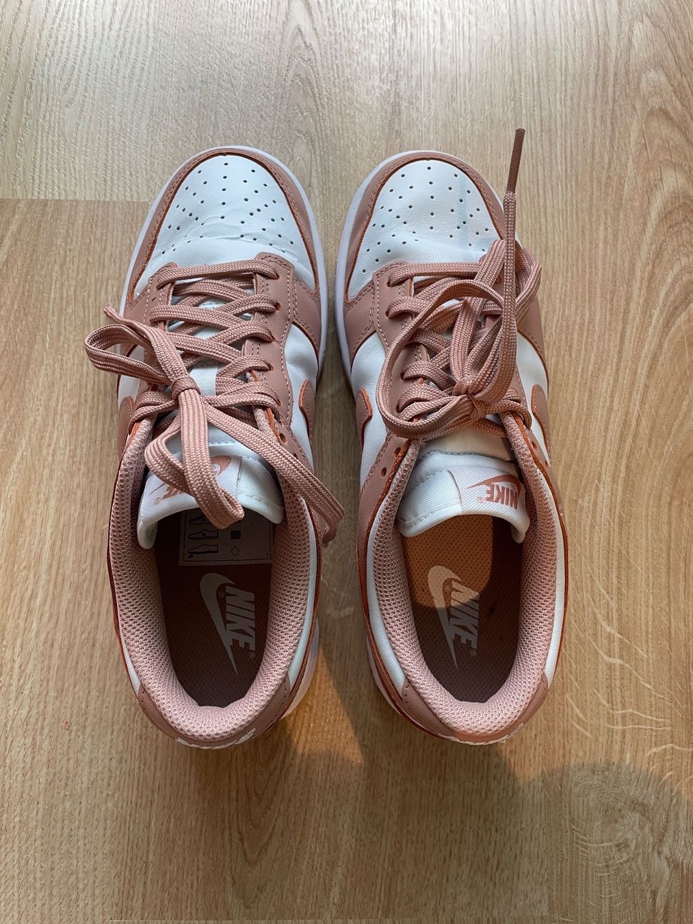 Nike Scarpe da donna: Nike dunk low rose whisper (Grösse 40) – Usato da Zufikon venduto da SULMI02 5