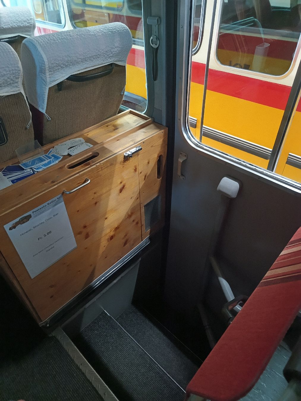 Veicoli commerciali: Saurer RH 580-25 Poly 3 – Usato da Niederwil SG venduto da Postautofan 5
