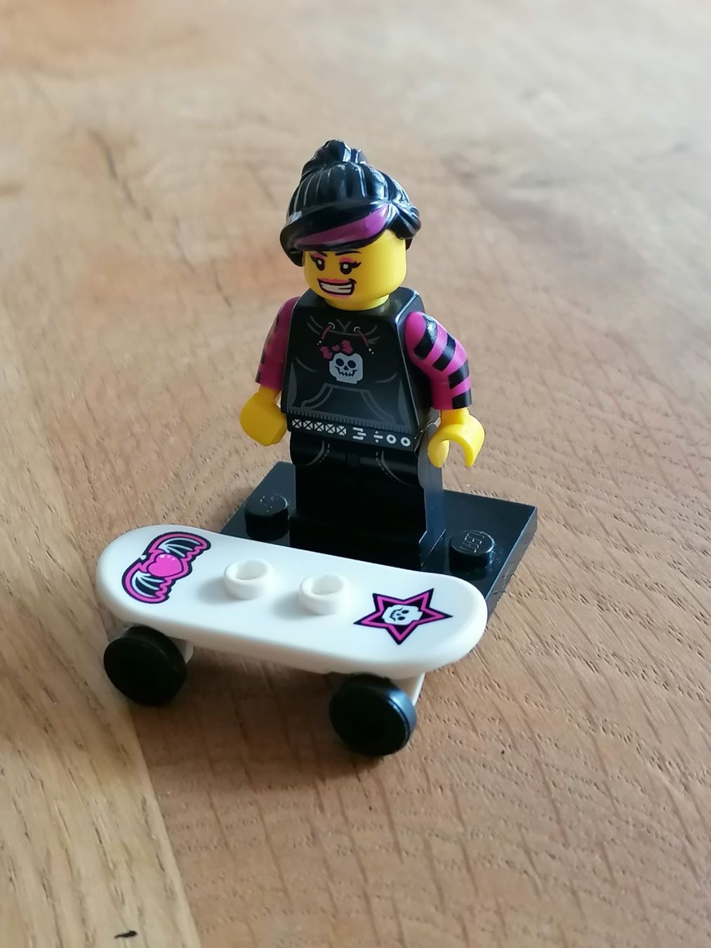 Lego Kit di costruzioni: Lego Minifigur Serie 6 - Nr.12 – Usato da Basel venduto da vintagecollector 1