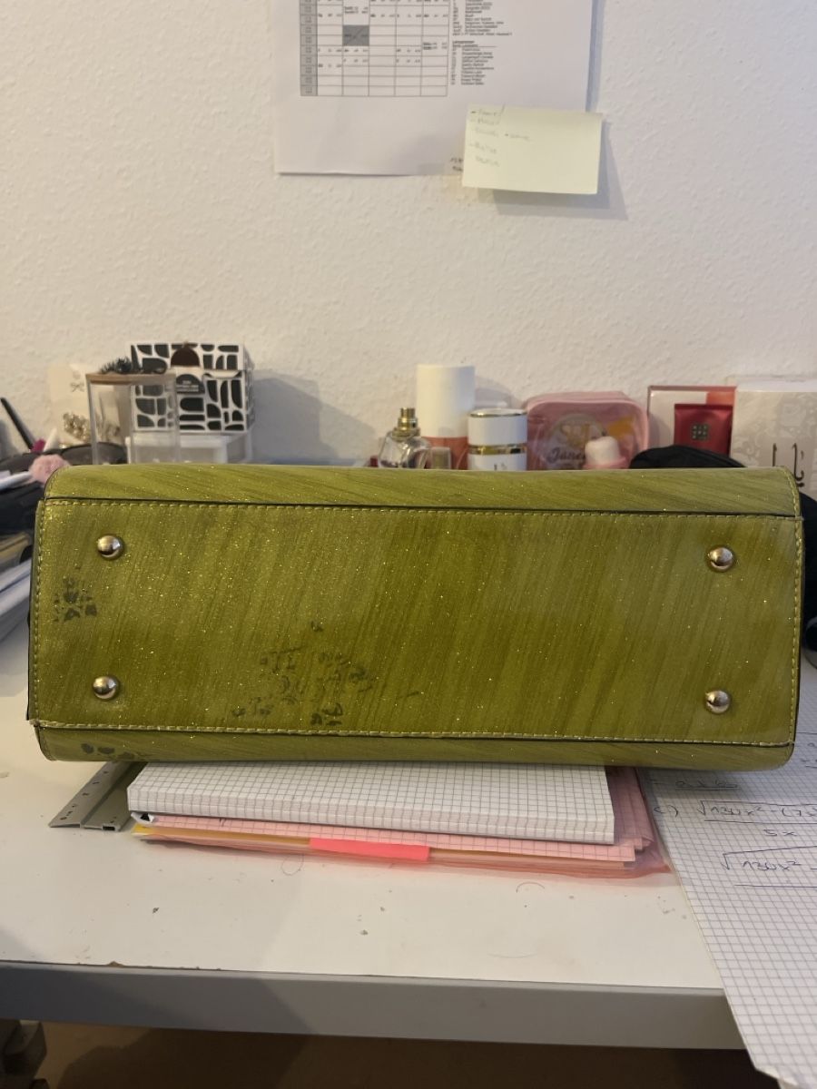 Michael Kors Borse da donna: Michael Kors Handtasche Leder grün  – Usato da Winterthur venduto da rat_cz9v 2