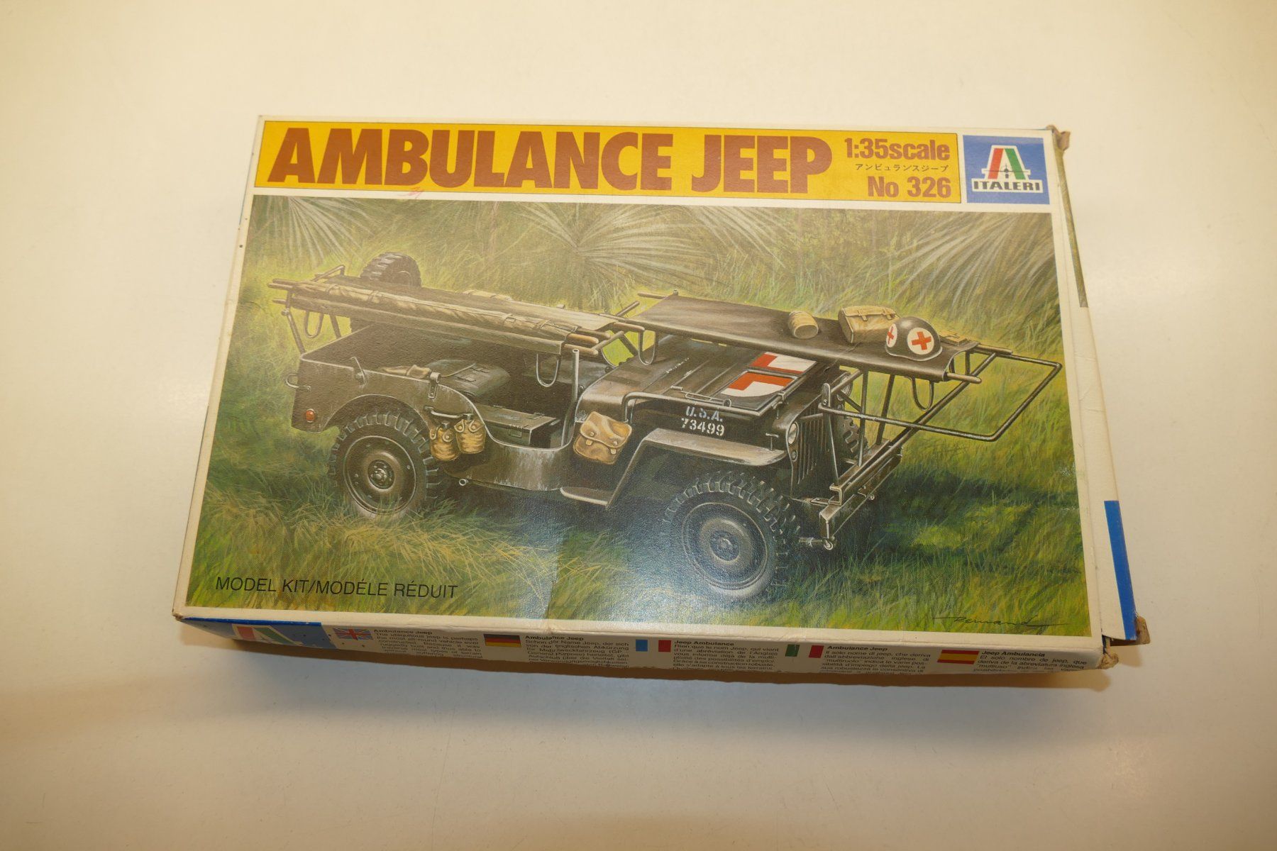 Italeri Kit di modellismo & Modellini statici: Italeri 1:35: Ambulance Jeep – Nuovo (secondo la descrizione) da Niederhasli venduto da rail-duerst