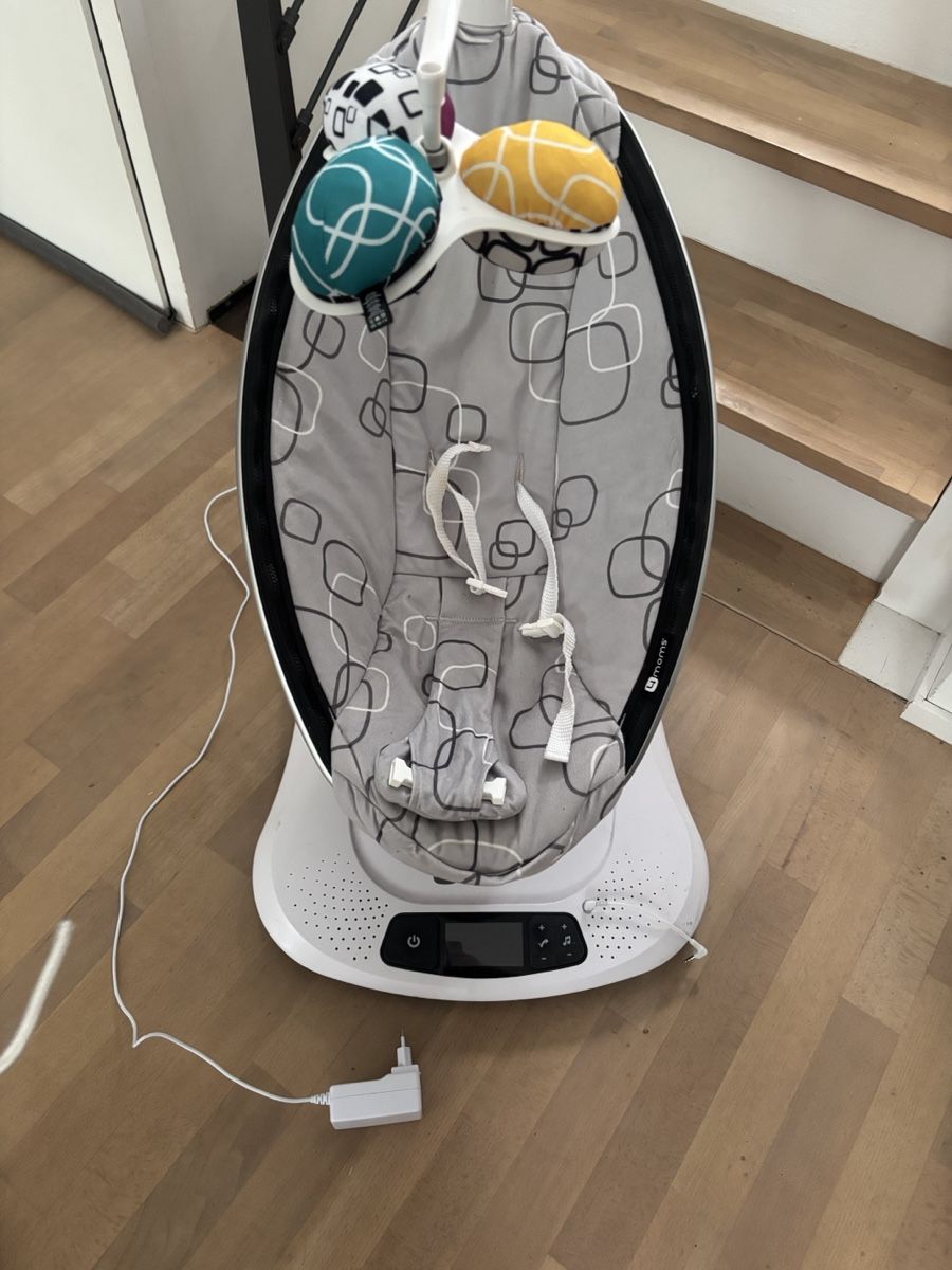 4moms Sdraiette & Sdraiette a dondolo: Babywippe 4moms MamaRoo – Usato da Hochfelden venduto da pro_8jzh