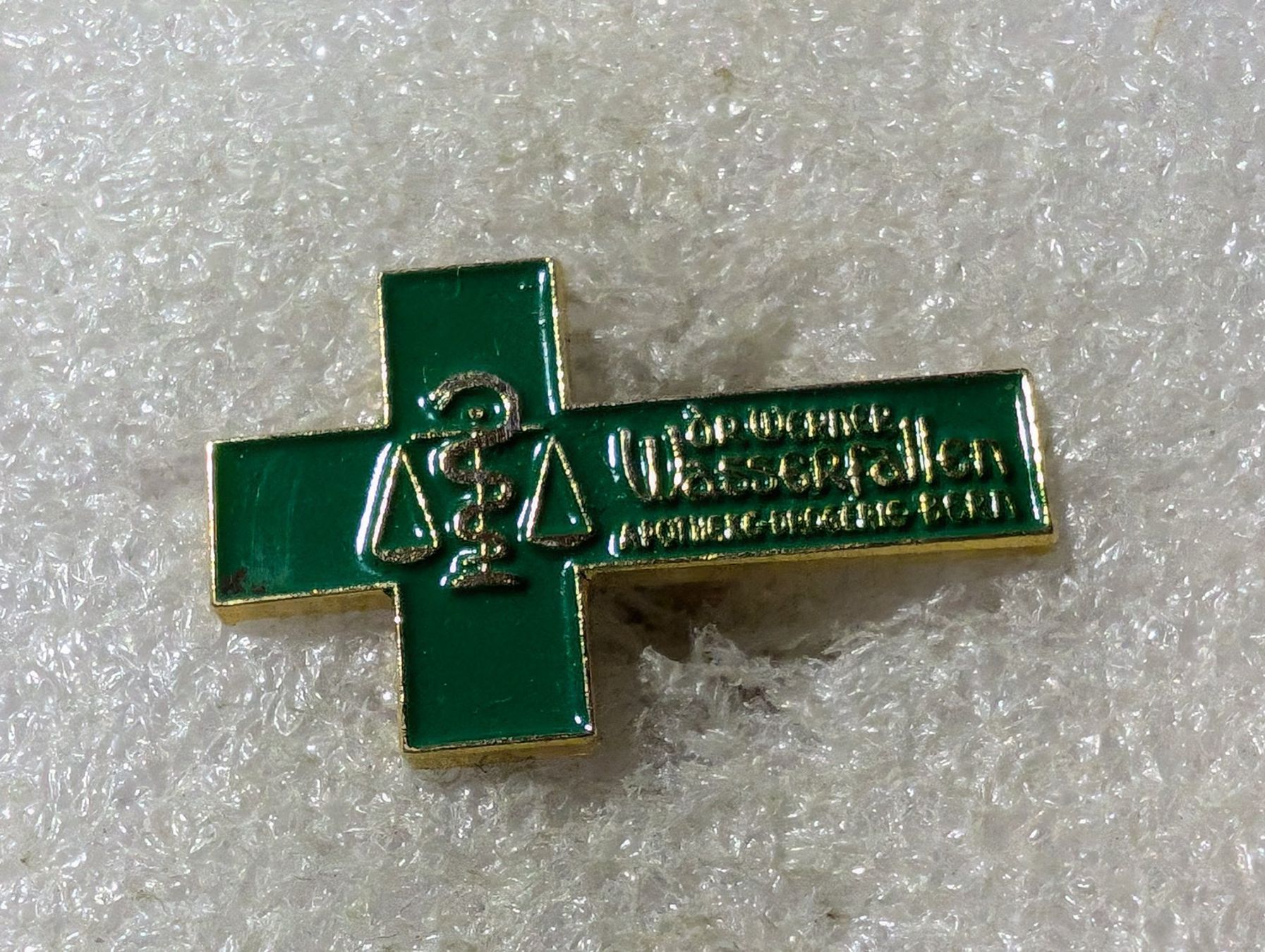 Placchette & Badge: Ansteckpin 150: – Usato da Oppligen venduto da Pin-Fall-Shop