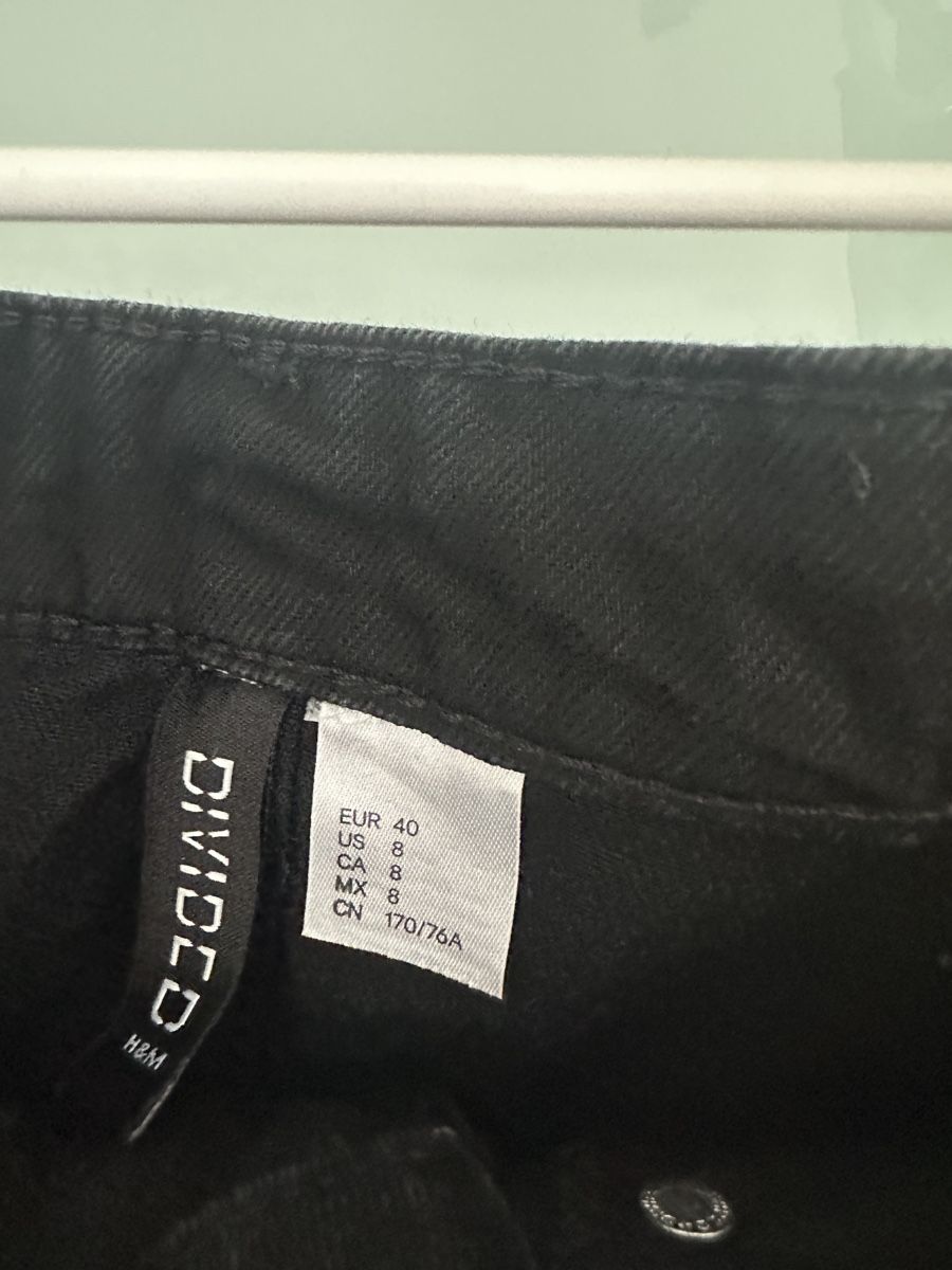 H&M Gonne: H&M Jeansjupe, schwarz, 40 – Nuovo (secondo la descrizione) da Schwarzhäusern venduto da alenaner 1