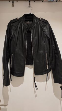 Lederjacke Review schwarz Gr. M guter Zustand 3-4x getragen