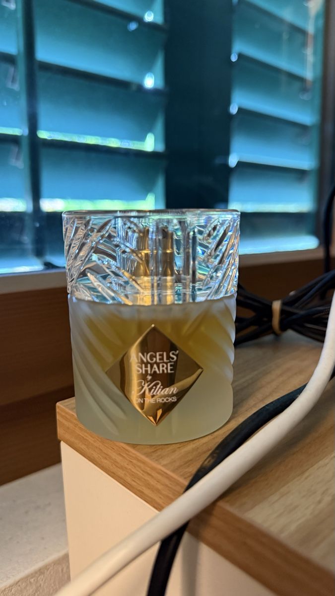 Kilian Profumi & Eau de Toilette: Angels share on the rocks – Nuovo (secondo la descrizione) da winikon venduto da lfisch04