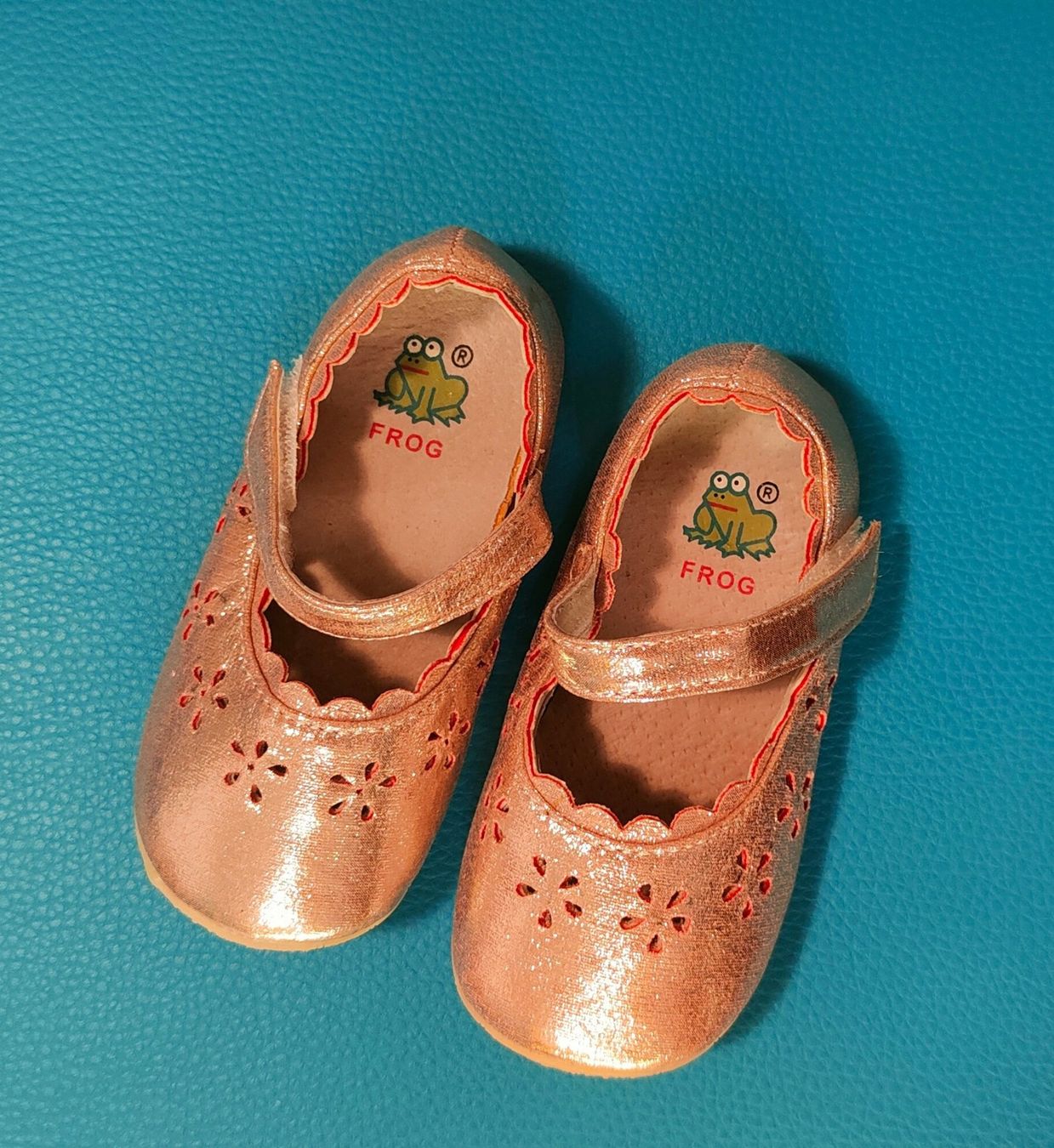 Schuhe für Jungen: Babyschuhe Gr. 22 – Neu (gemäss Beschreibung) aus Hittnau von vanescott