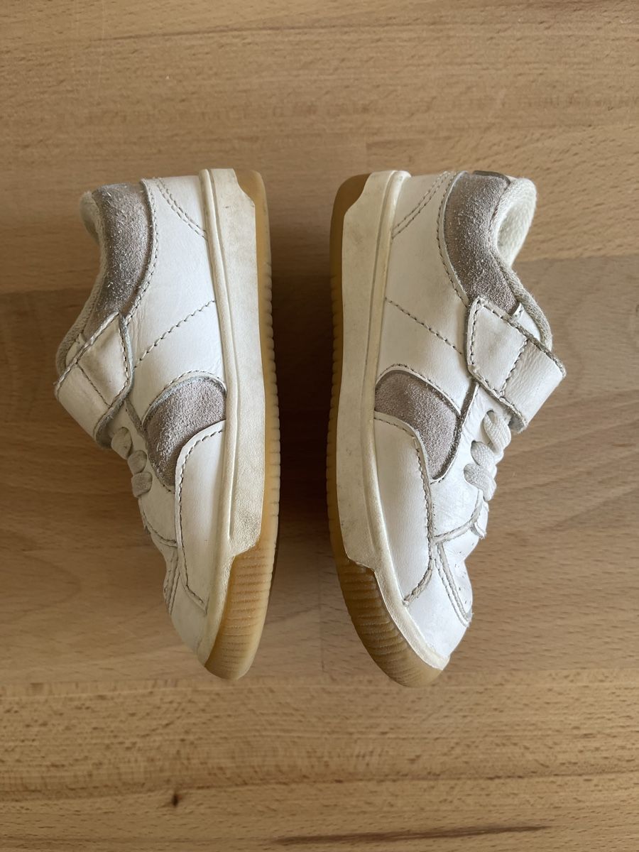 Zara Scarpe per ragazzi: Zara Babyschuhe, Grösse 23 – Usato da Hirzel venduto da carta9 1