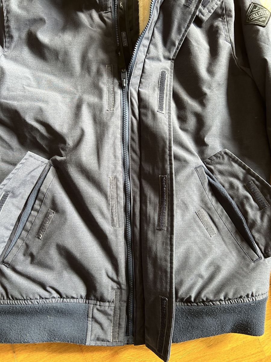Hollister Jacken: Hollister Winterjacke – Gebraucht aus Rüfenacht BE von captainamerica_1 3