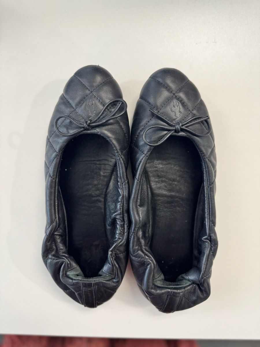 Ralph Lauren Chaussures femmes: Ralph Lauren black leather ballet flats – D'occasion à Zürich par ari_cr2f 2