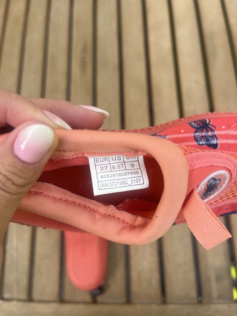 Scarpe per ragazze: Badeschuhe, Gr. 27, mit süssem Schmetterlingsmuster! – Usato da Kaisten venduto da saleforfun 3