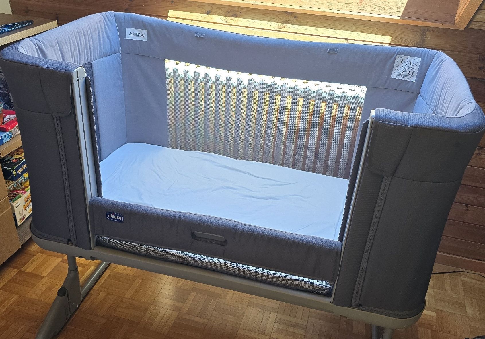 Chicco Lits: Chicco Next2me Forever Beistellbett grau – D'occasion à Bäretswil par Pheenix48 1