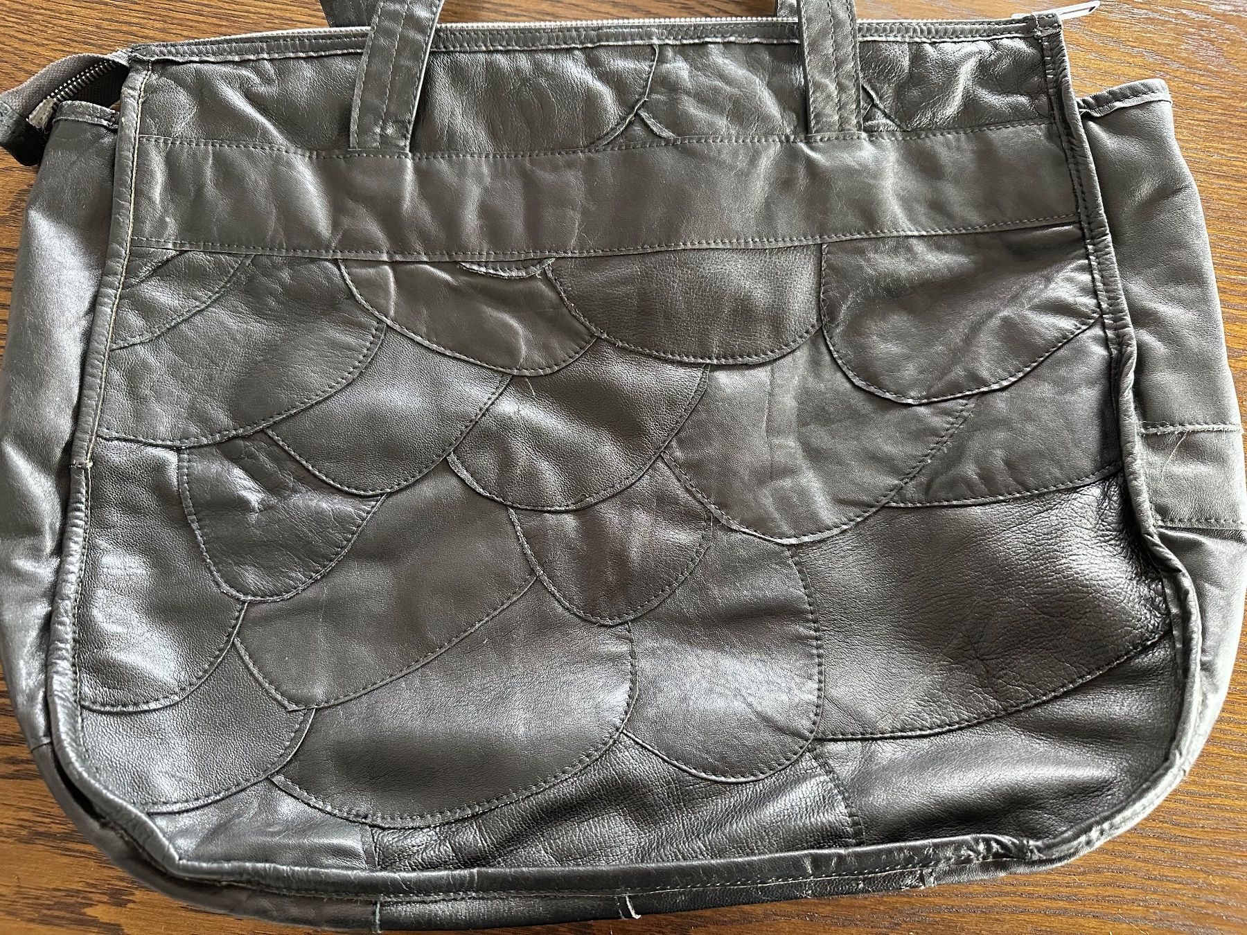 Borse da donna: Schwarze Vintage-Handtasche – Usato da Haldenstein venduto da enie123 2